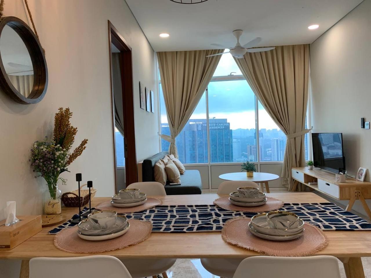 Sky Suites Klcc At Куала Лумпур Екстериор снимка