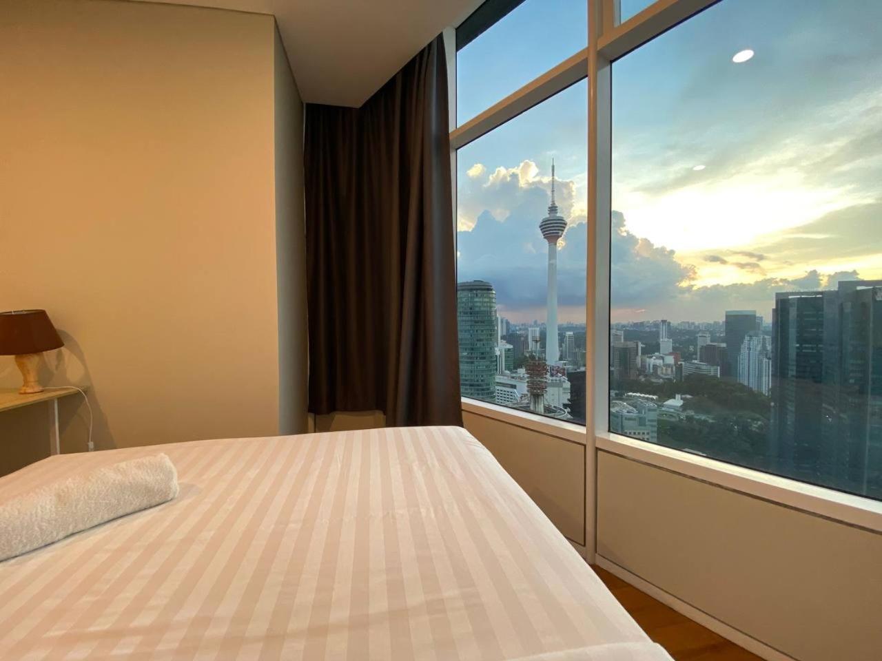 Sky Suites Klcc At Куала Лумпур Екстериор снимка