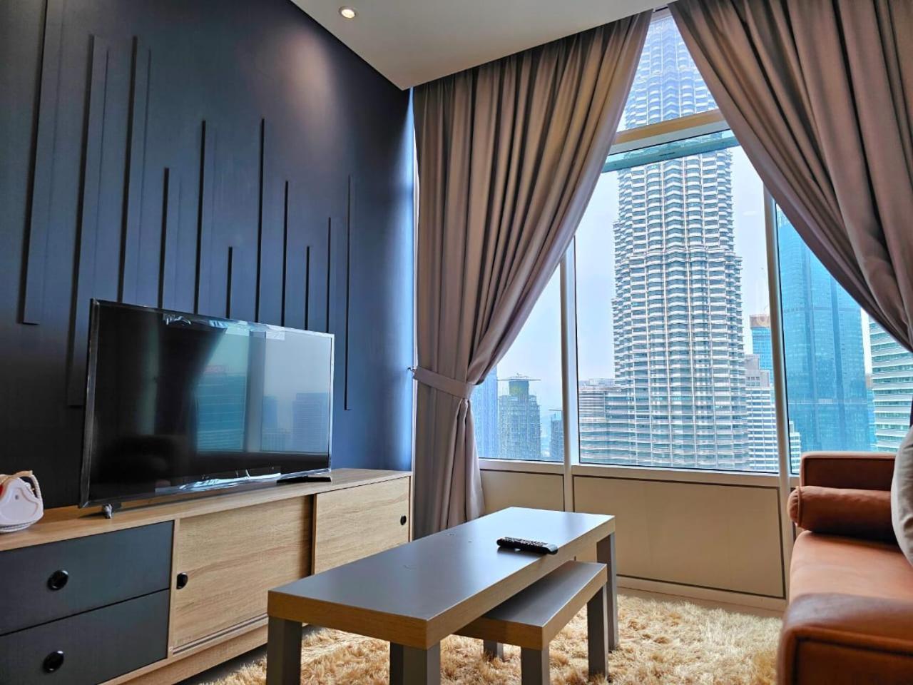 Sky Suites Klcc At Куала Лумпур Екстериор снимка