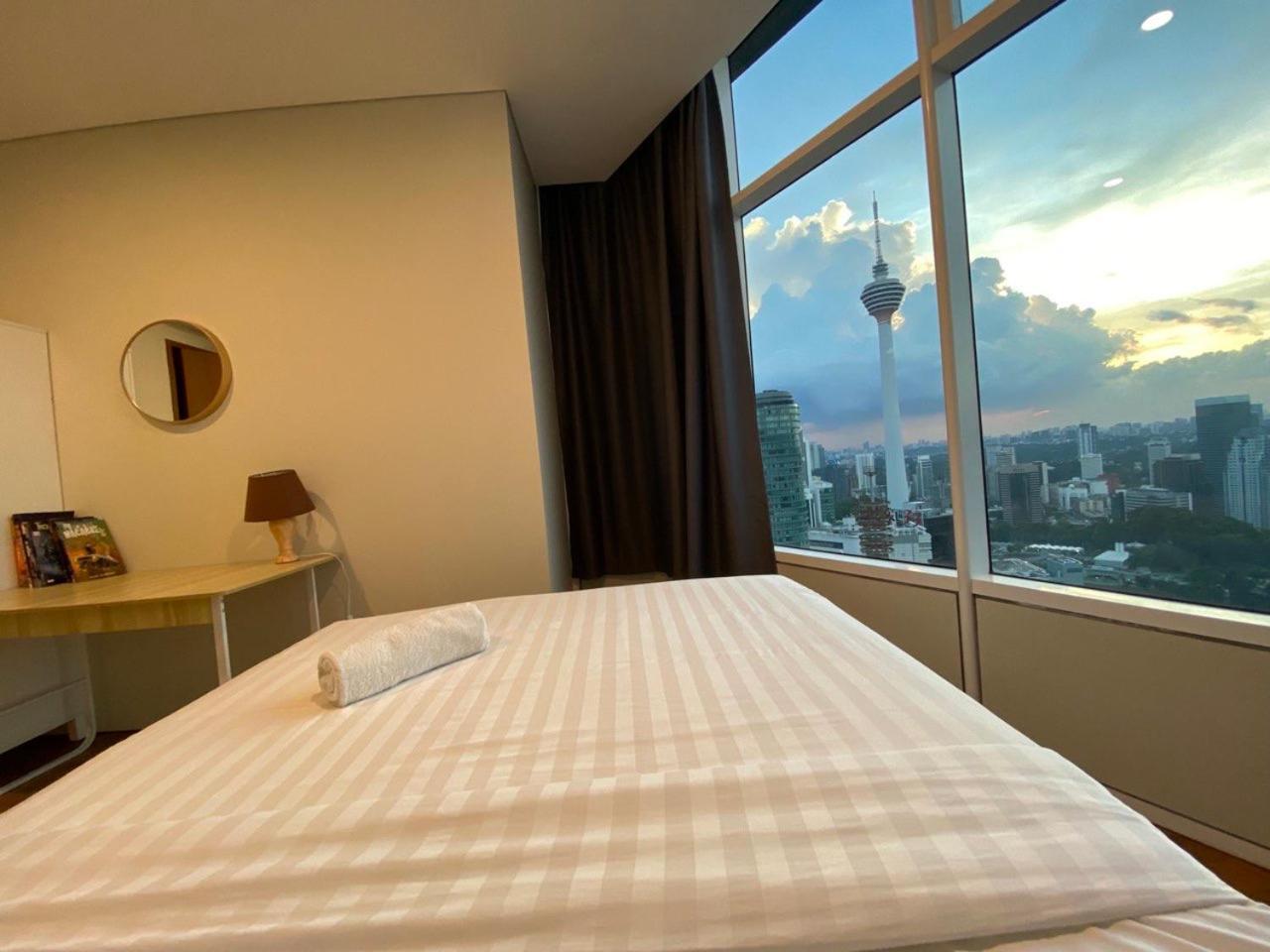 Sky Suites Klcc At Куала Лумпур Екстериор снимка