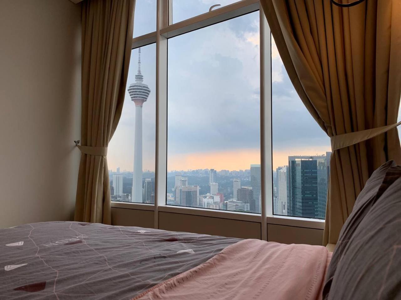 Sky Suites Klcc At Куала Лумпур Екстериор снимка