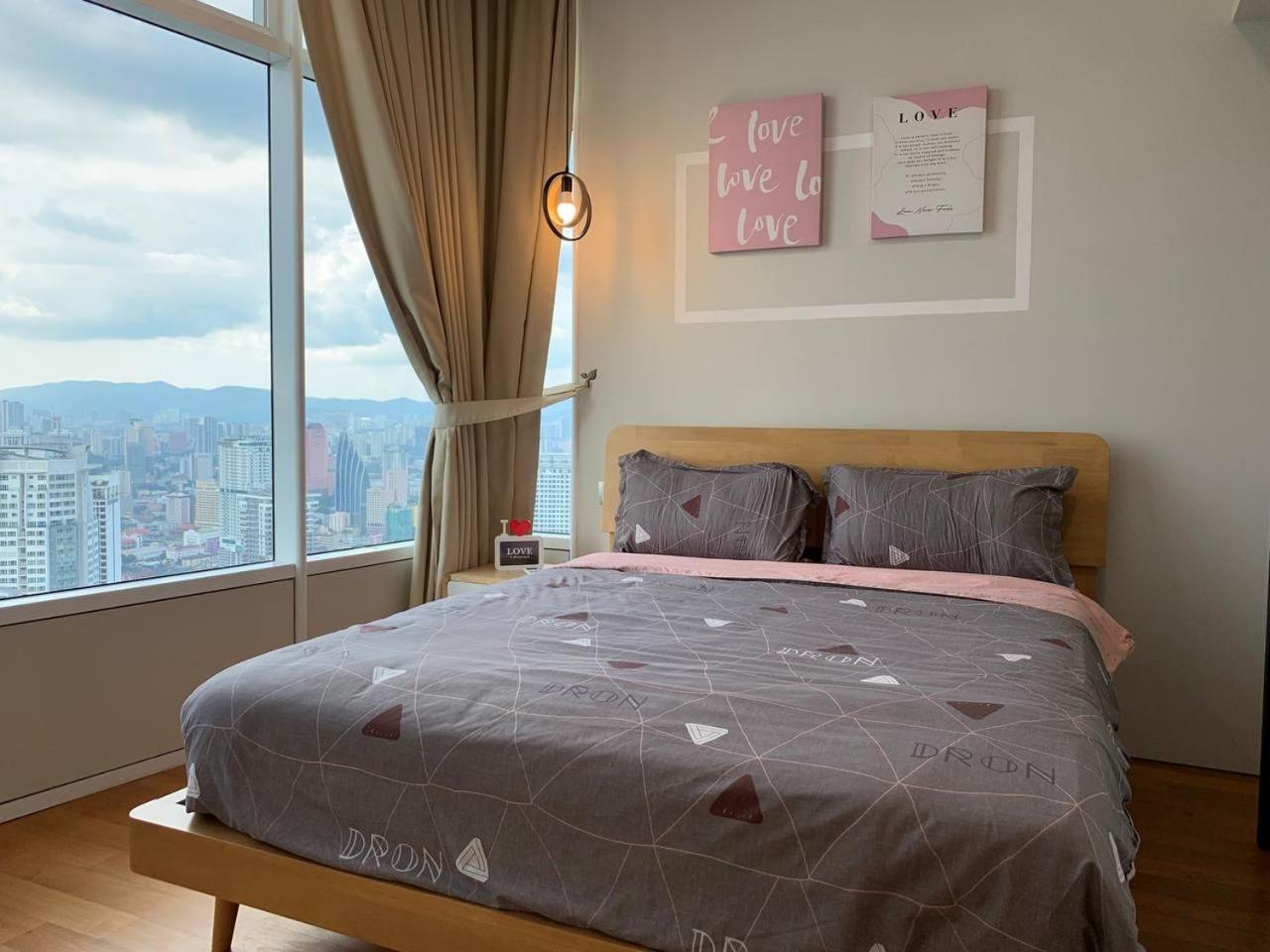 Sky Suites Klcc At Куала Лумпур Екстериор снимка